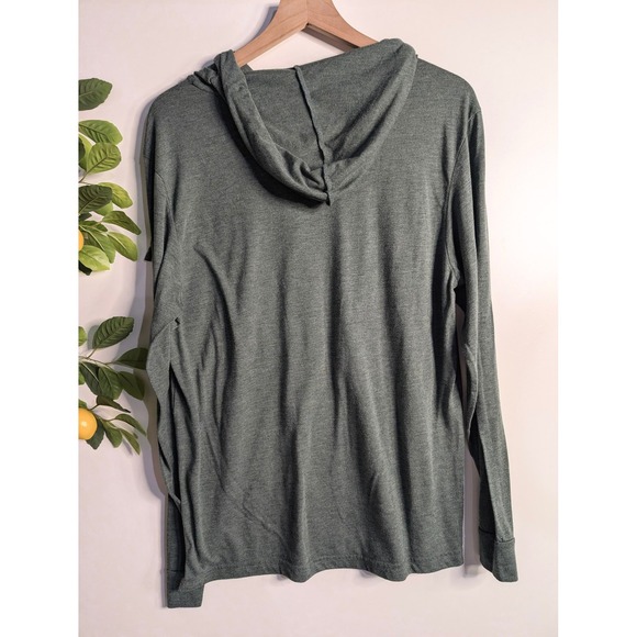 Colosseum Men's Michigan State Lightweight Hooded Shirt Sz L - Picture 2 of 2